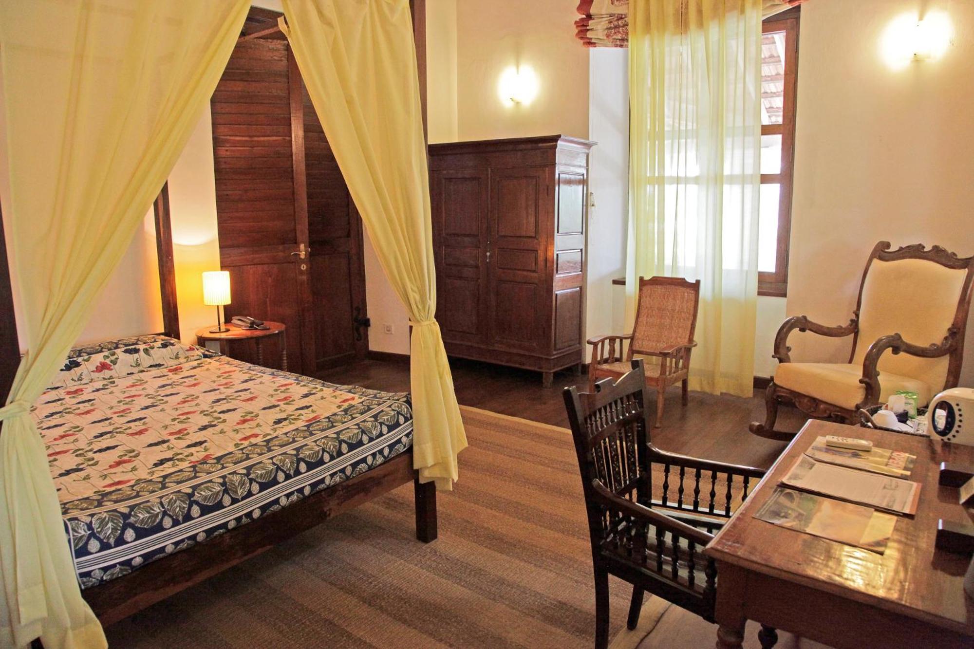 Neemrana'S - Bungalow On The Beach Tharangambadi ภายนอก รูปภาพ