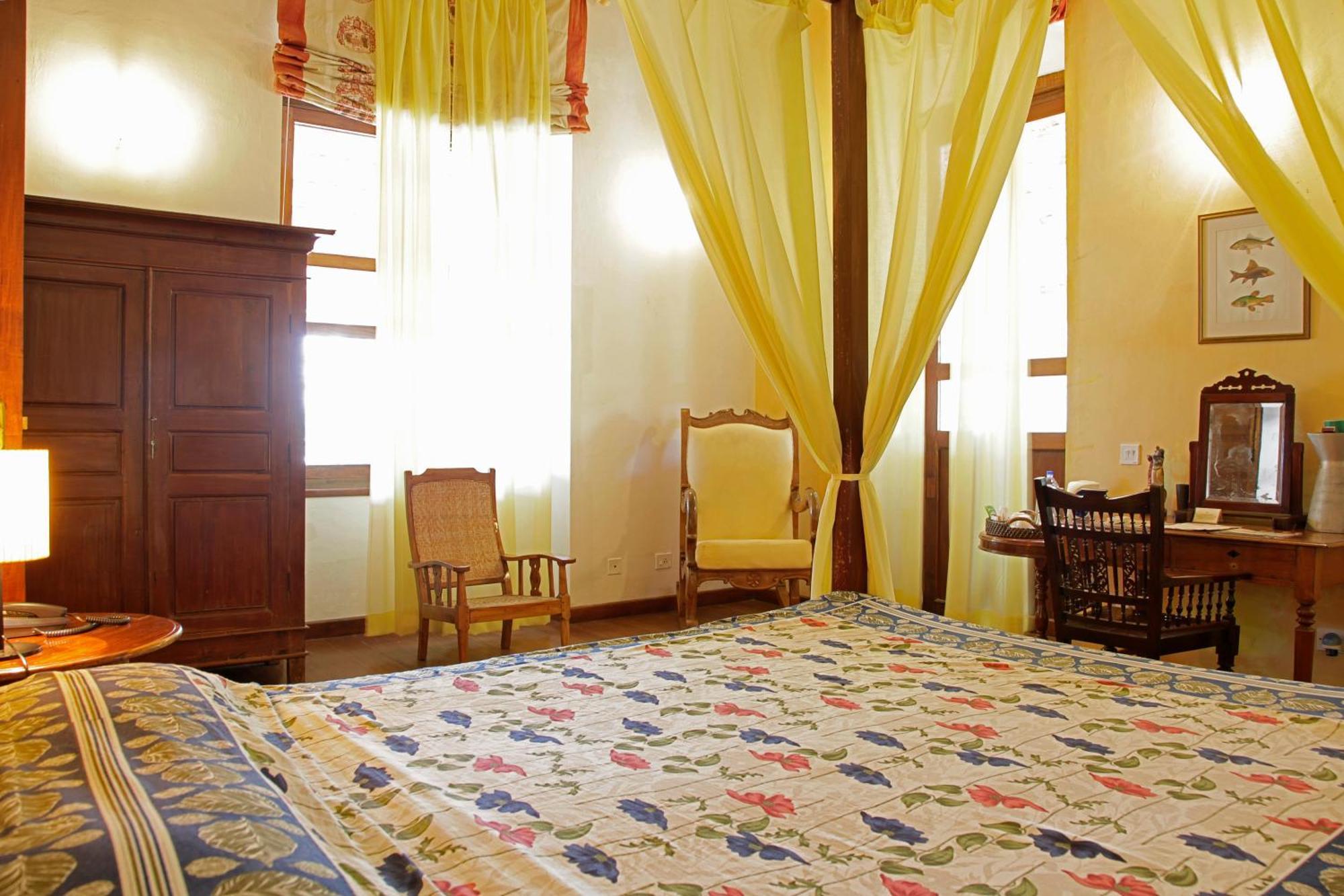 Neemrana'S - Bungalow On The Beach Tharangambadi ภายนอก รูปภาพ