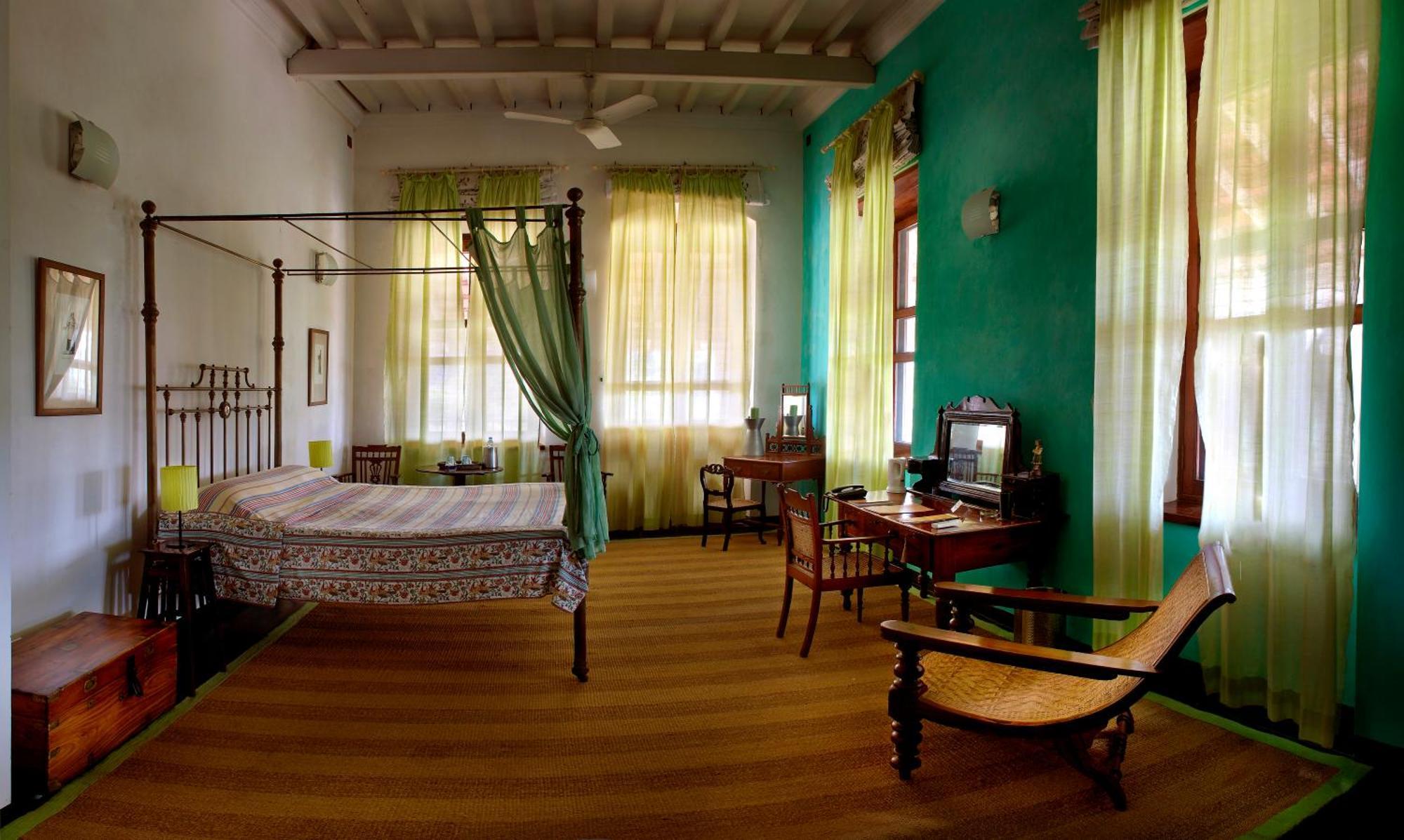 Neemrana'S - Bungalow On The Beach Tharangambadi ภายนอก รูปภาพ