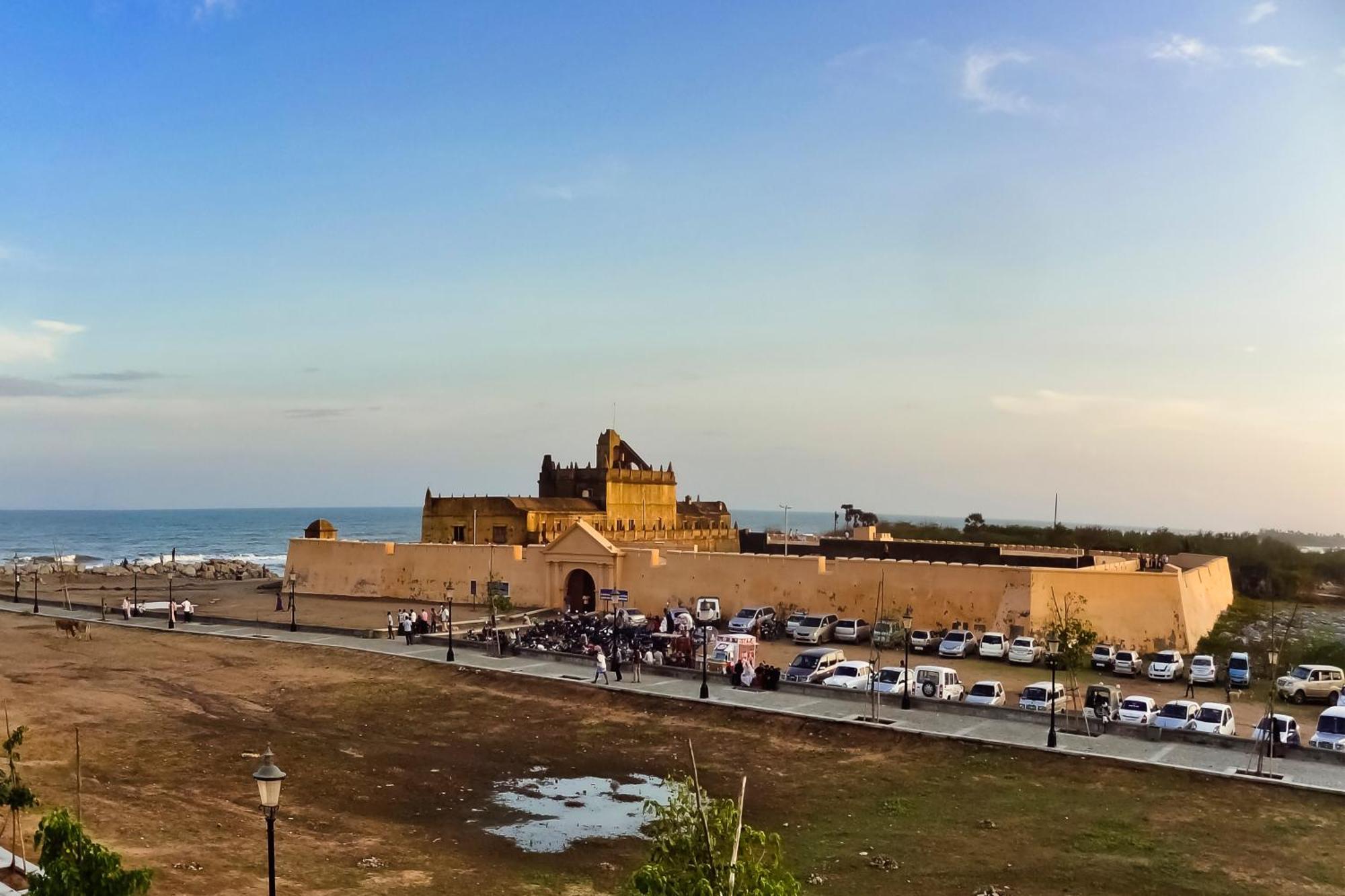 Neemrana'S - Bungalow On The Beach Tharangambadi ภายนอก รูปภาพ